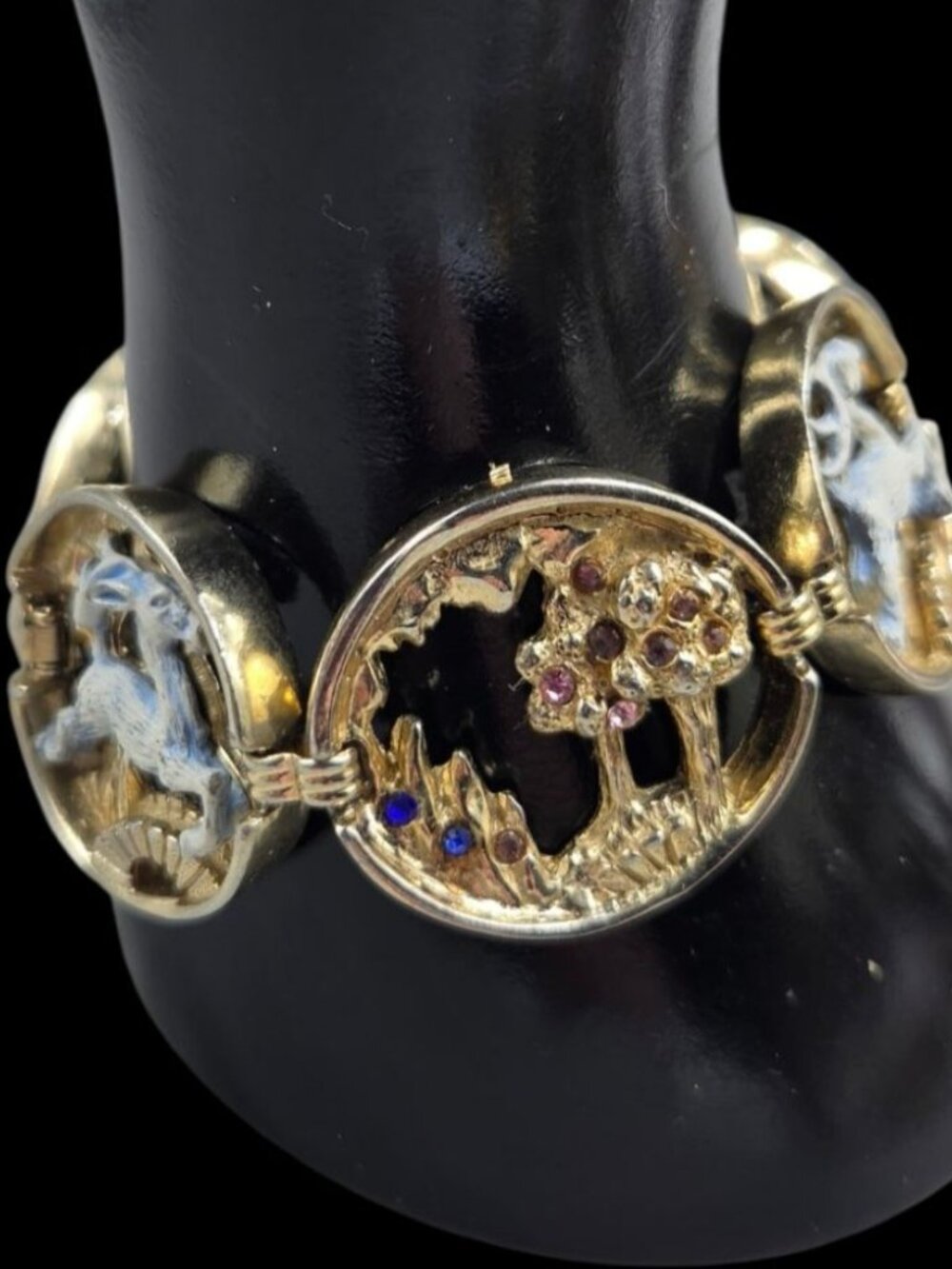 Vintage Art Deco Gazelle Forest Rhinestone Link Bracelet 7" Gold Tone Panels